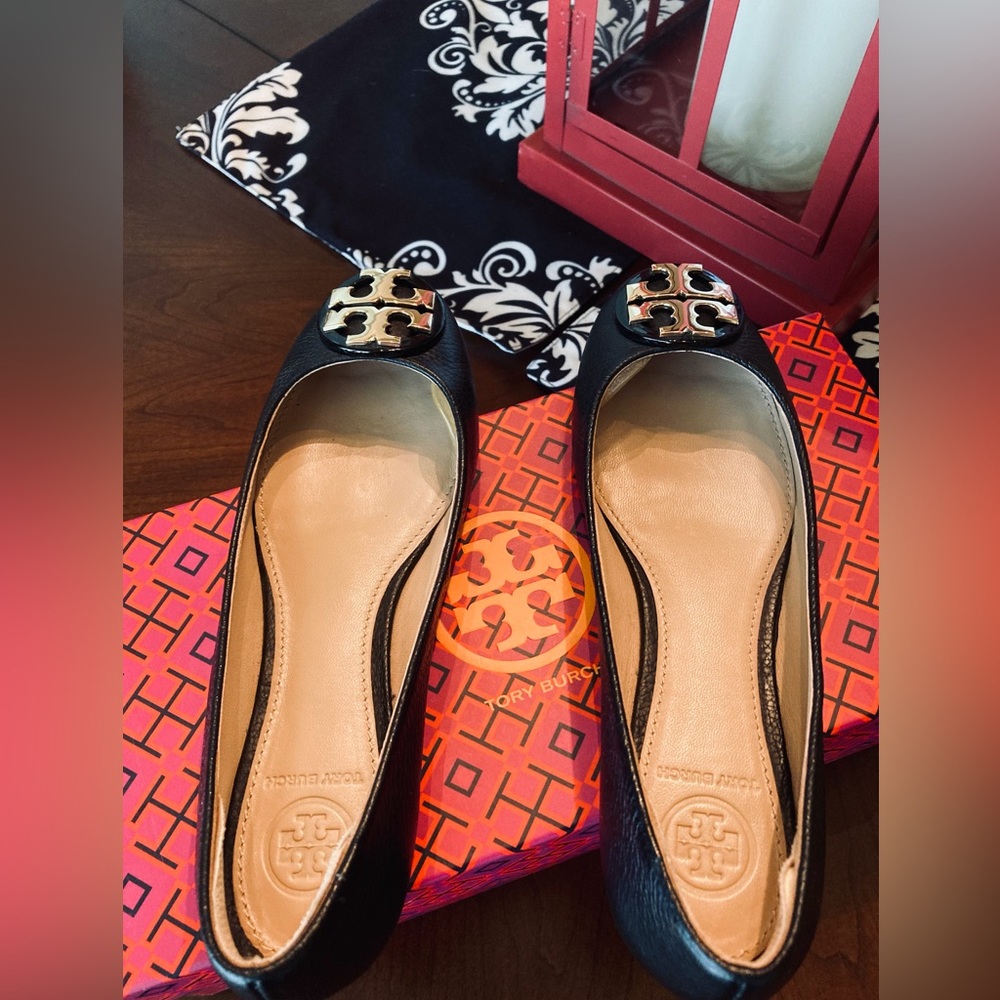 Tori Burch Claire Leather Black Ballet Flats NWOT - Picture 4 of 10